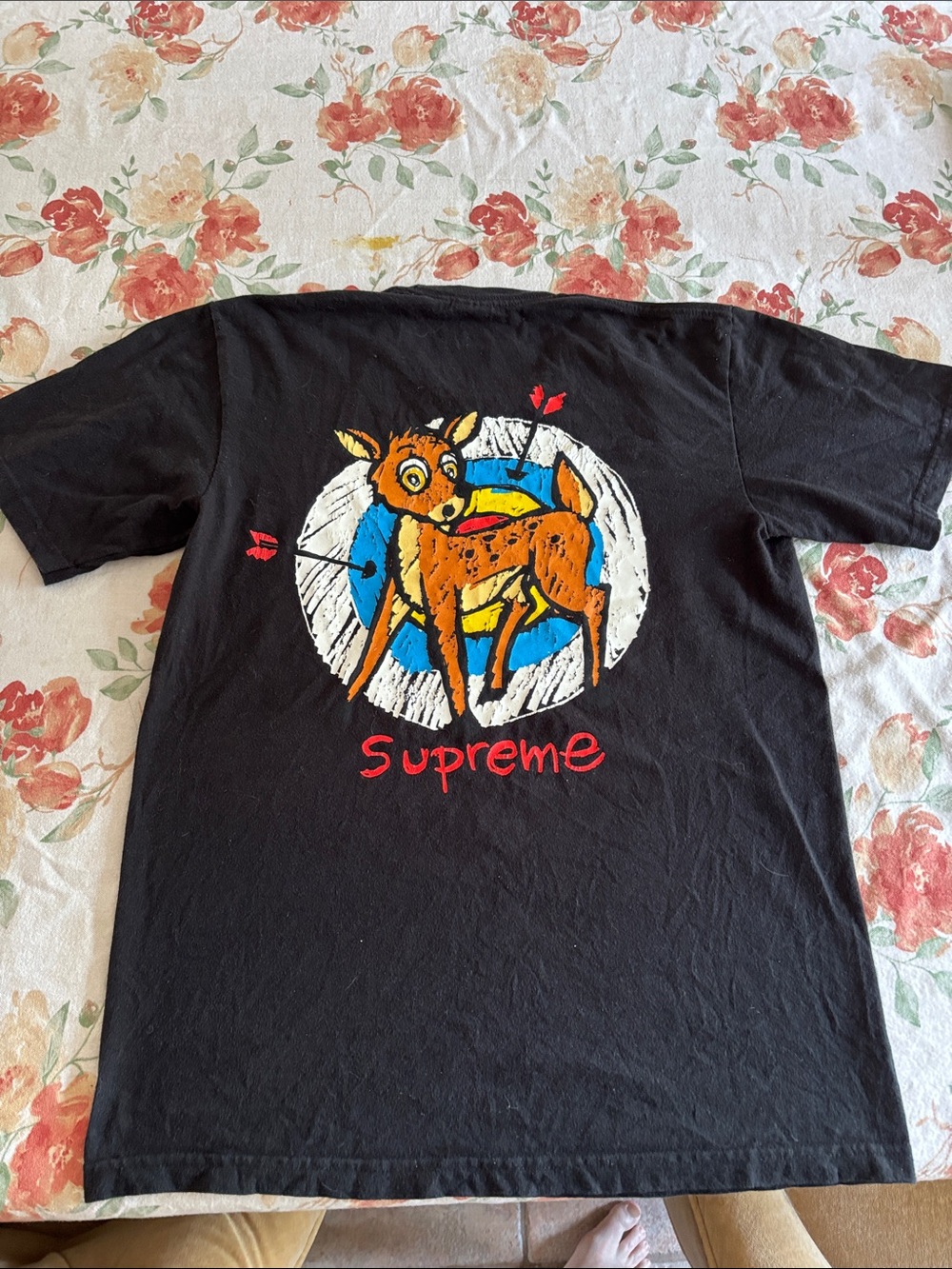 Supreme by Sean Cliver 2022 Men’s/Ladies Black Multi Deer Dart board T Shirt-S